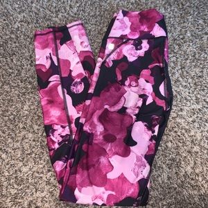 Purple flower leggings